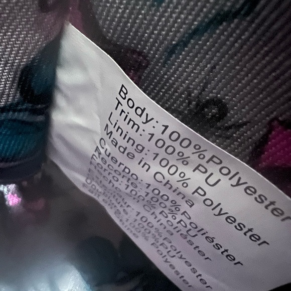 Betsey Johnson Do I Make You Corny? glittery candy corn shaped purse with chain. - Picture 14 of 16